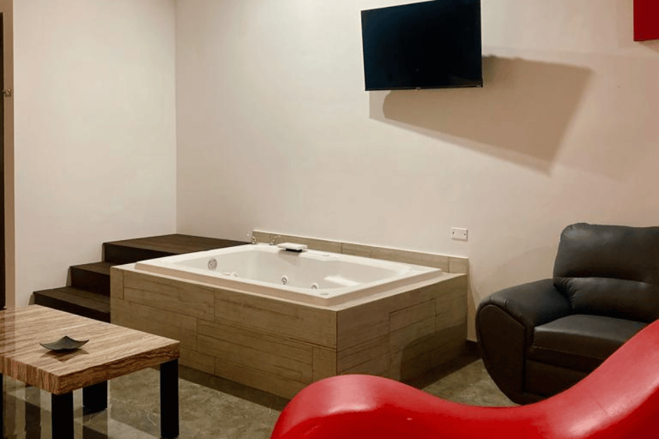Master Suite Doble con Jacuzzi Interior